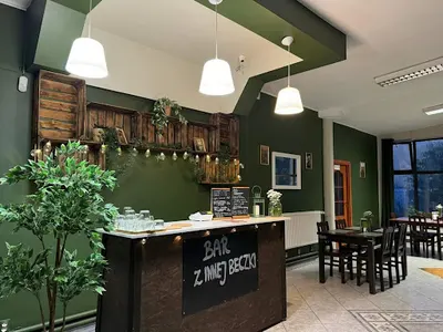 Bar Z Innej Beczki.Obiady domowe